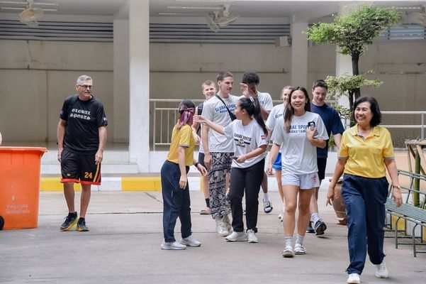 โรงเรียนปรีชานุศาสน์